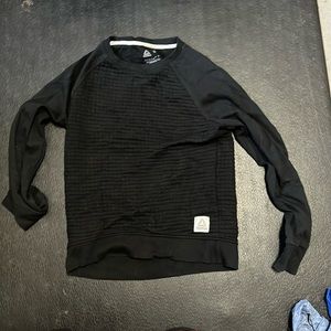 Reebok Women’s crew neck pullover sweatshirt waffle knit, black, EUC size small